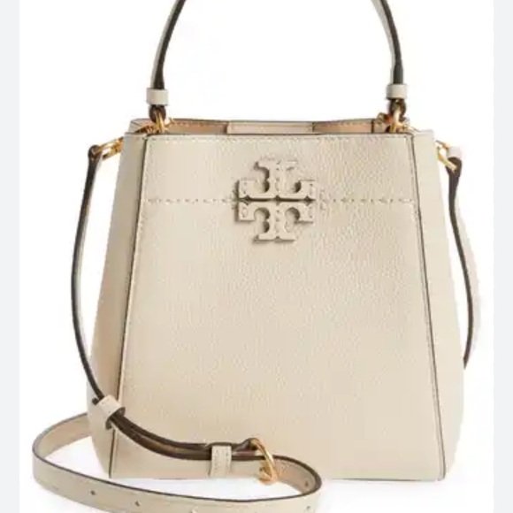 Tory Burch Handbags - Tory Burch McGraw, small bucket bag